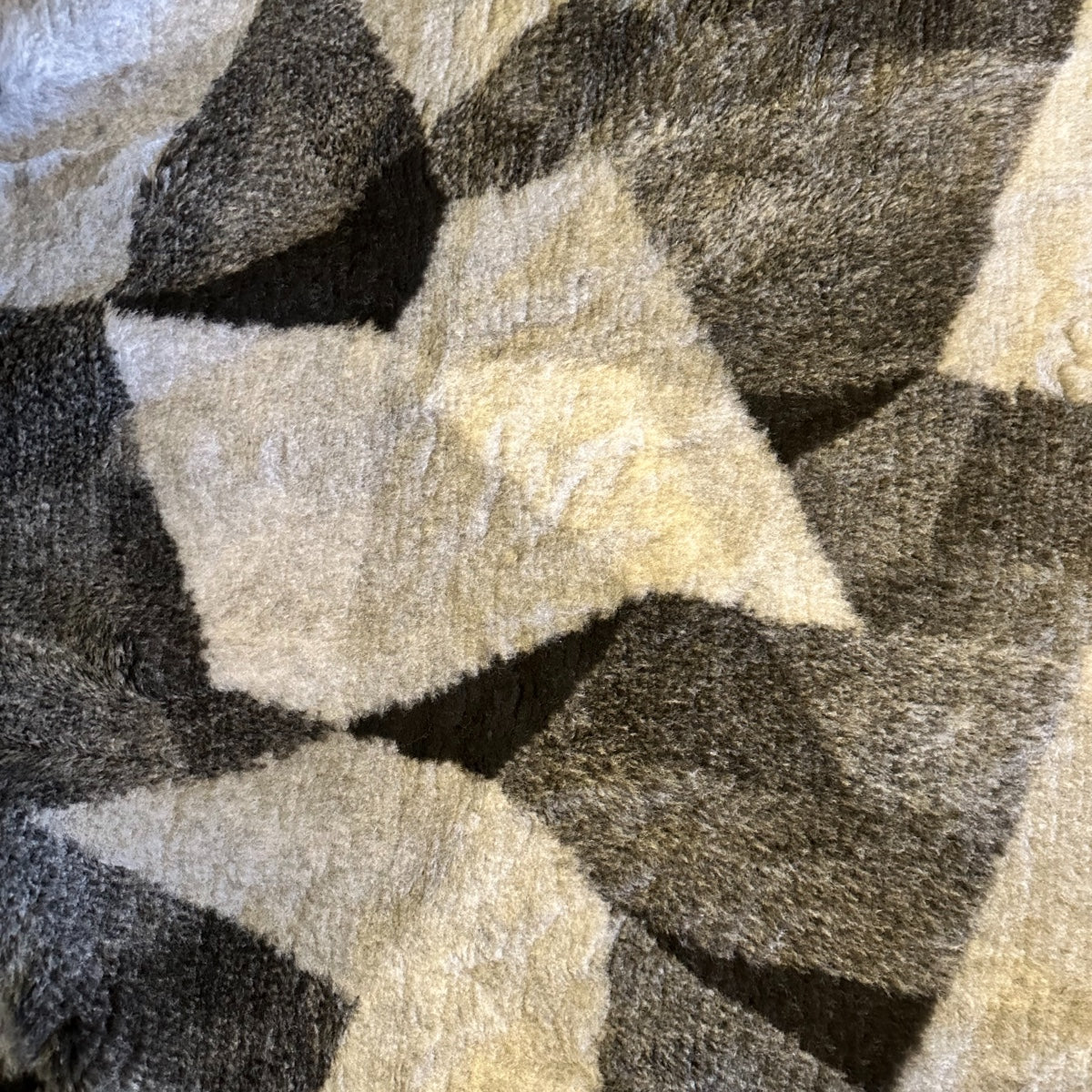 Dry Bed (Vet Bed) - Non Slip Grey Geometric