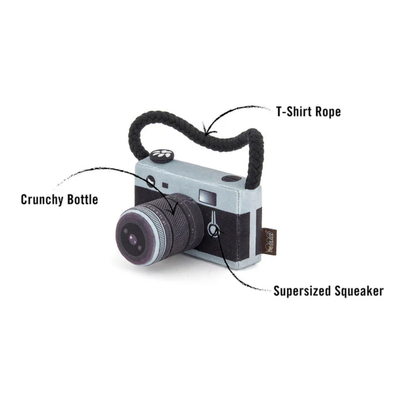 P.L.A.Y. Globetrotter – Camera Dog Toy