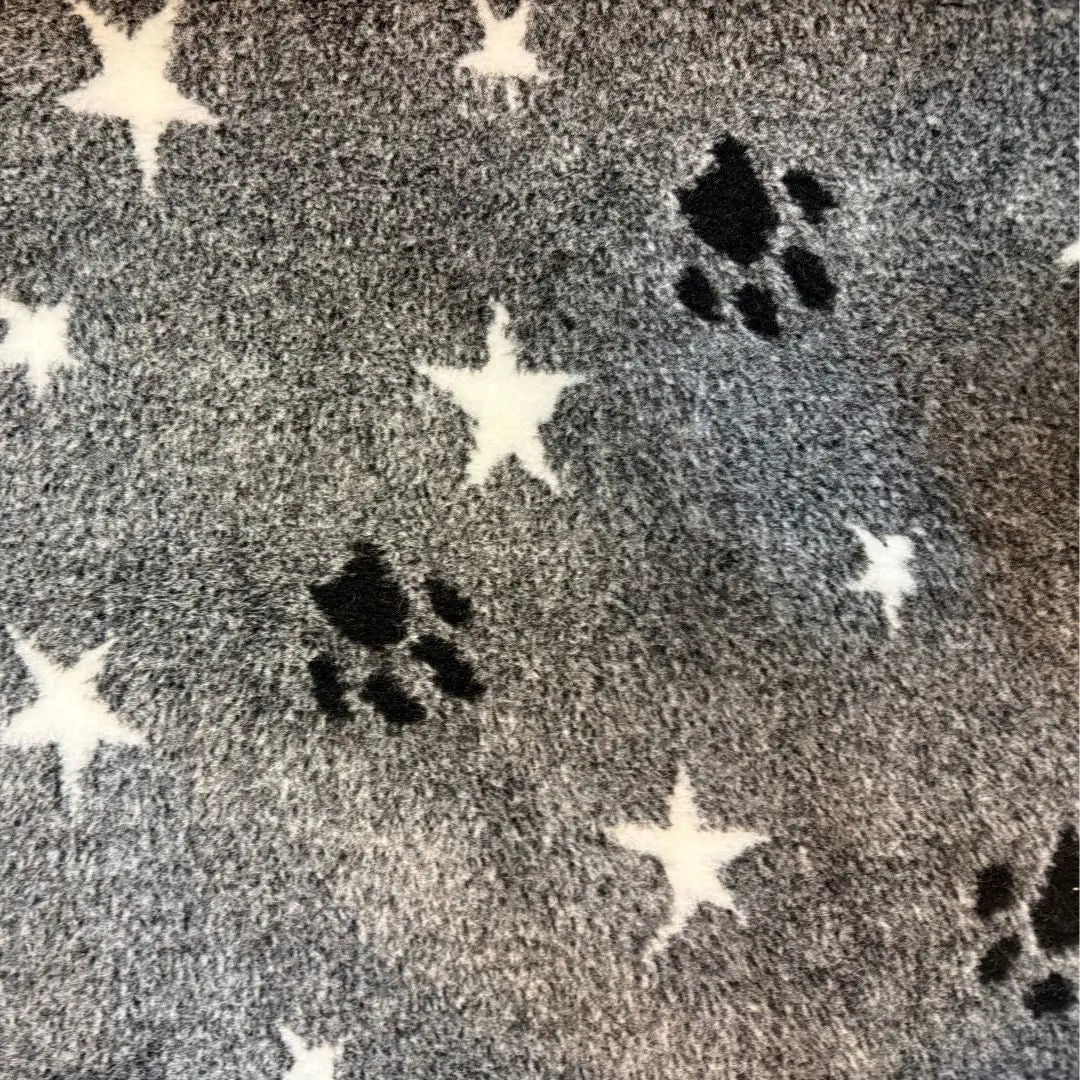 Vet Bed / Dry Bed – Greenback – Grey with Stars and Paws | Washable Moisture-Wicking Dog Bedding NZ Thorncombe Pet Supplies